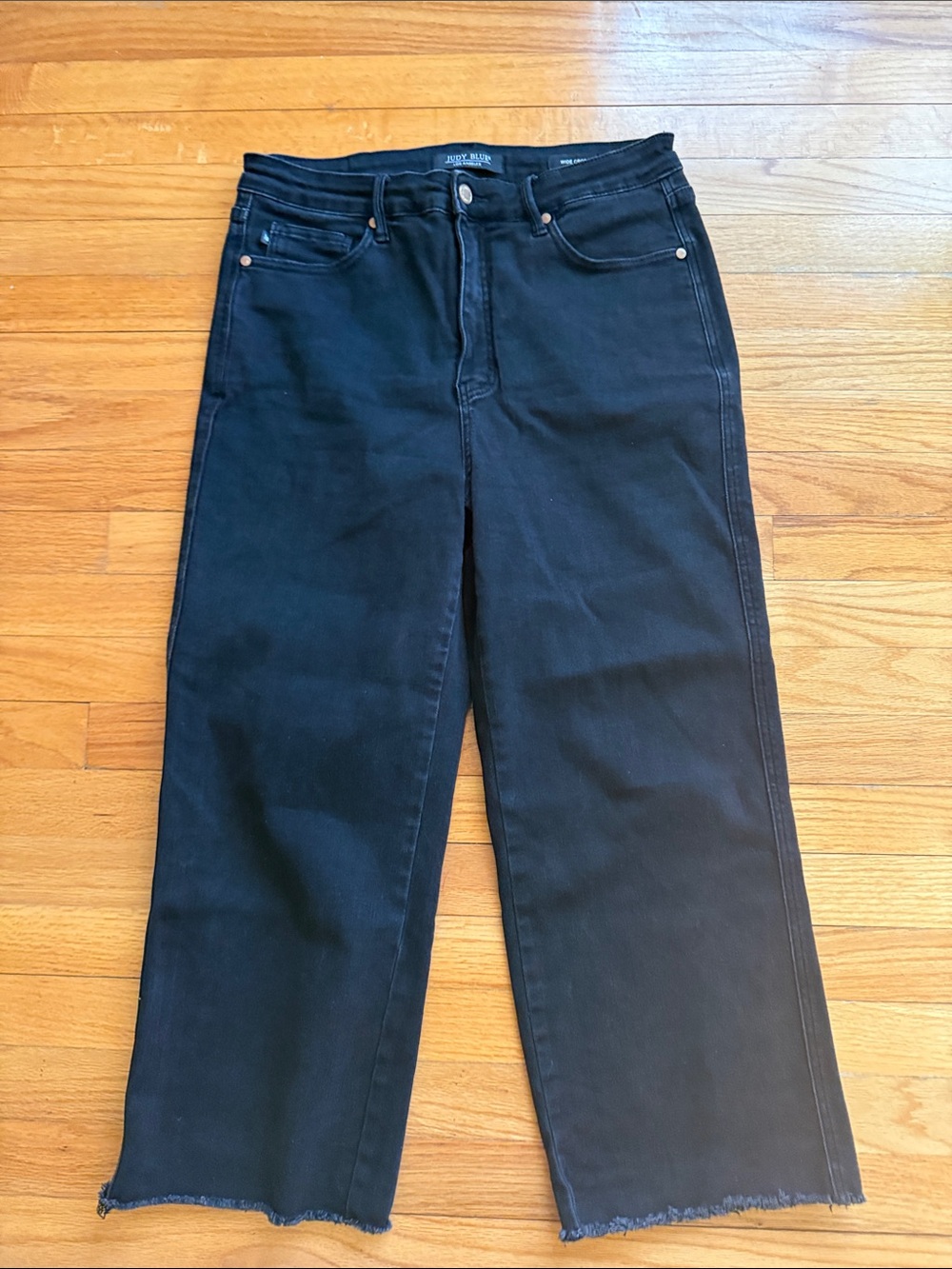 Judy Blue Jeans Wide Leg Crop Black 15/32 High Waist Cropped Raw Hem Stretch
